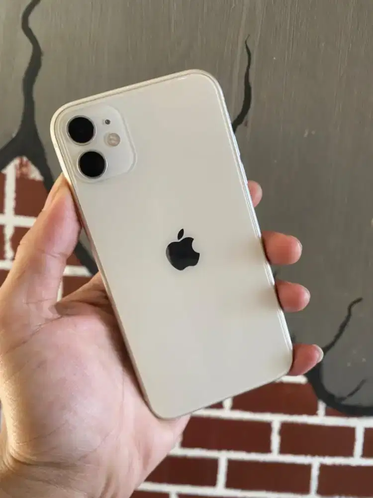 11 64GB putih inter Fullset