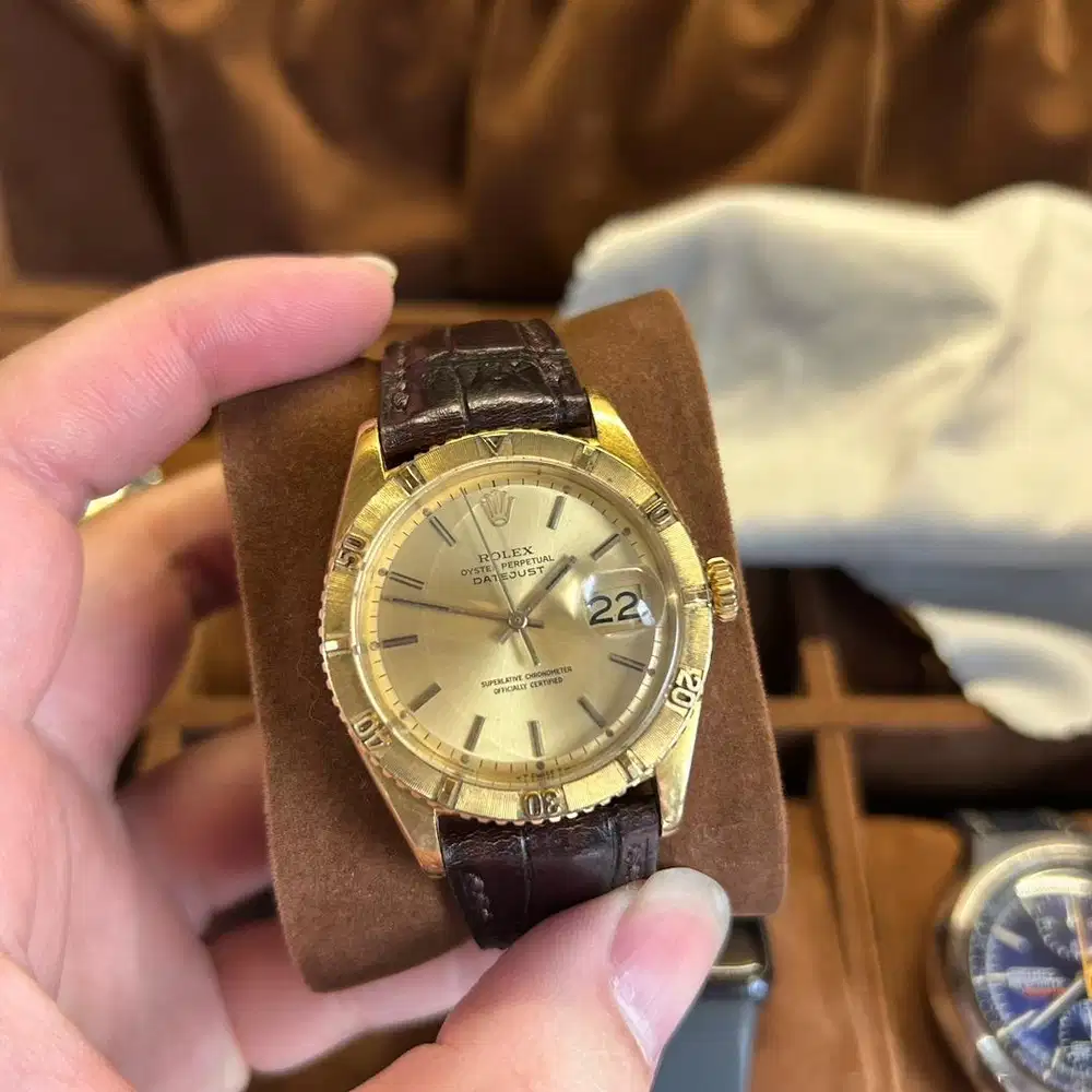 Rolex 1625 Solid Gold Rare