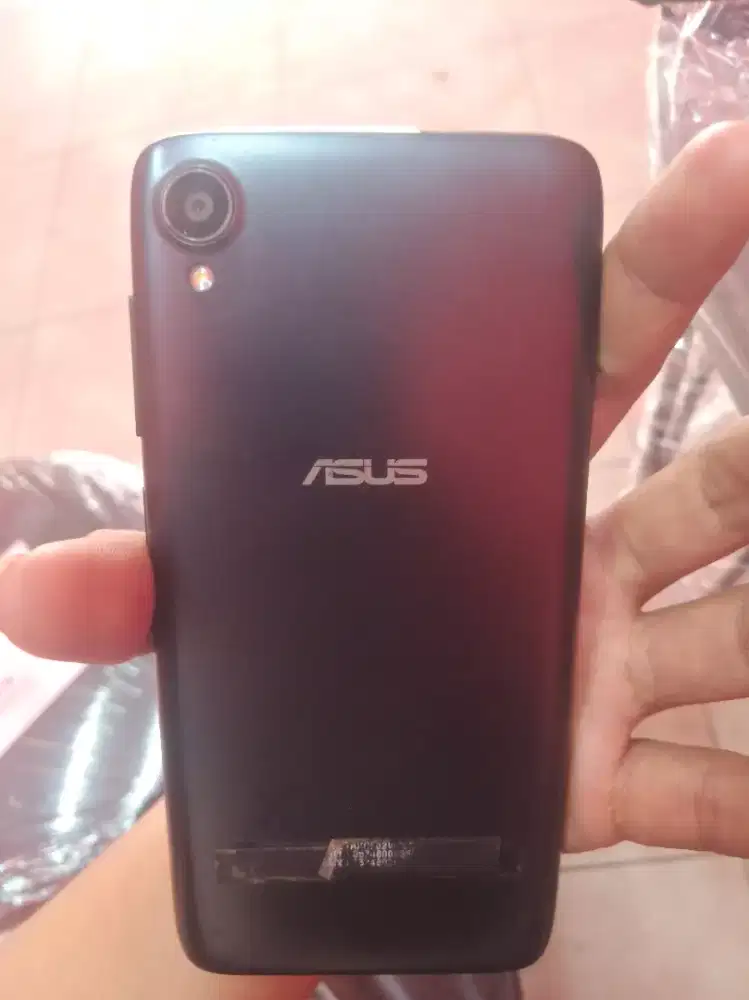 Asus zenfone live l1