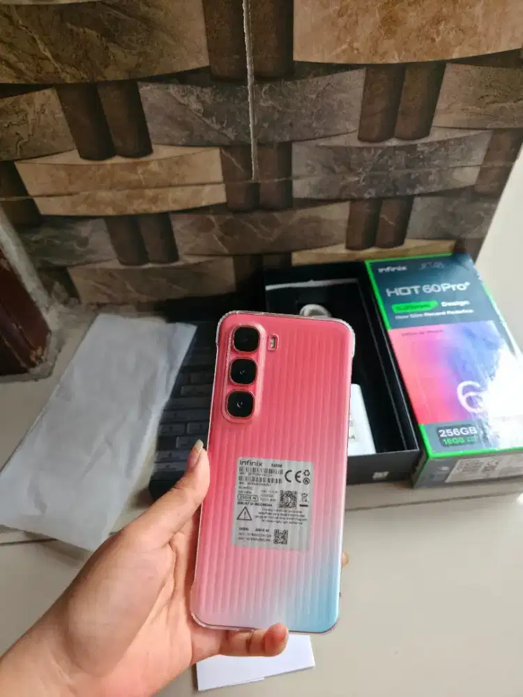 Infinix hot 60 pro+ 8/256 Fullset