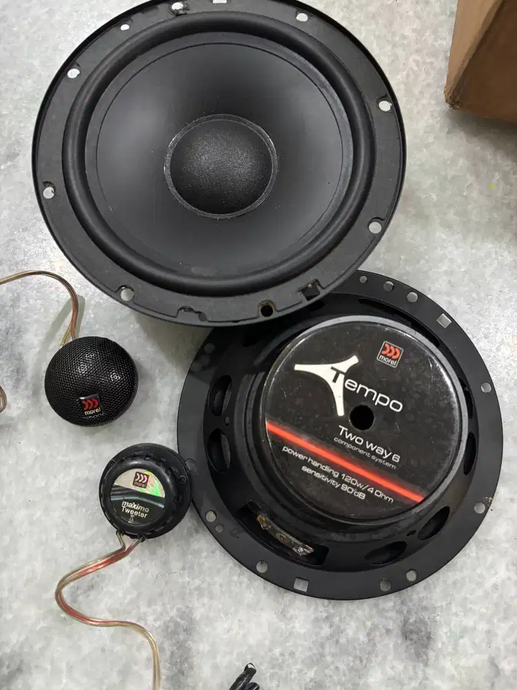 Morel Tempo Split 2 way midbass tweeter morel