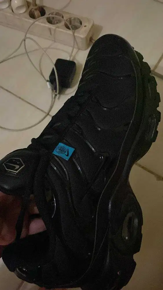 nike tn like new