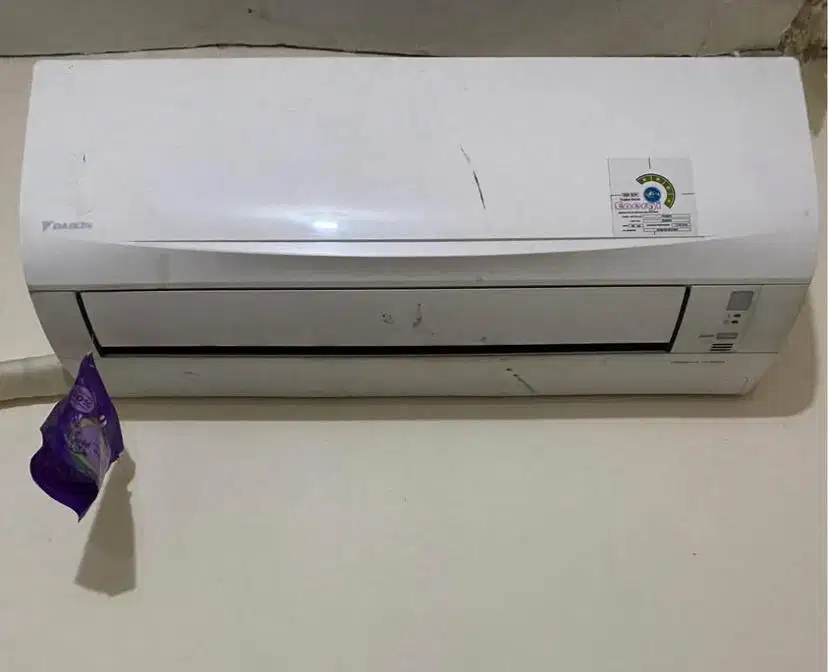 Ac daikin thailand 1.5pk