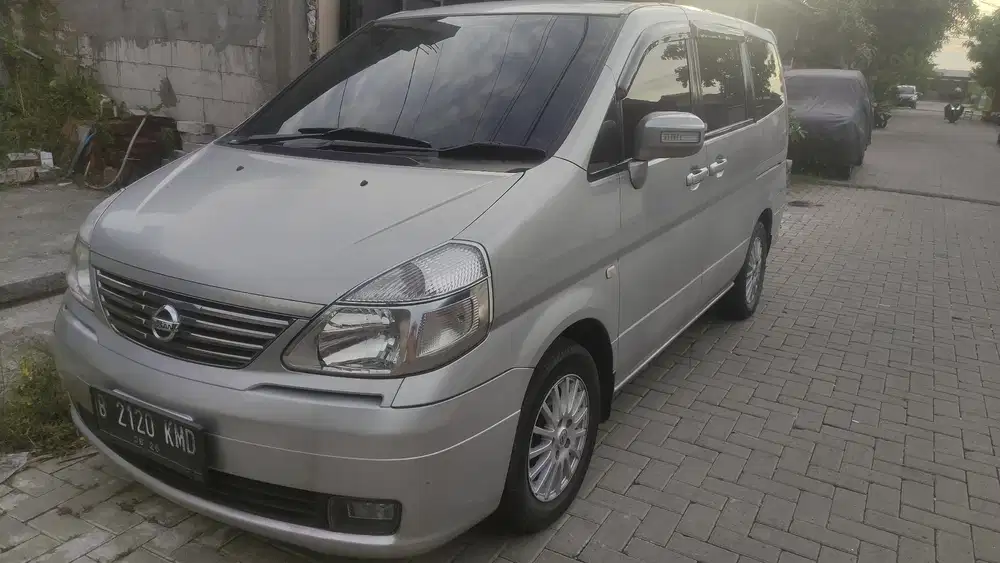 Nissan Serena 2009 Bensin