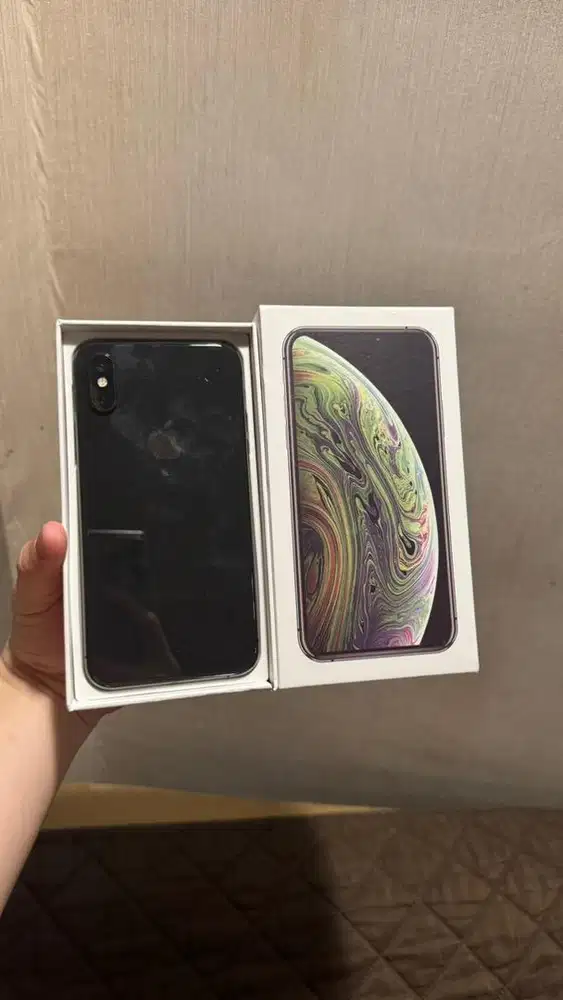 iphone xs 64 hitam