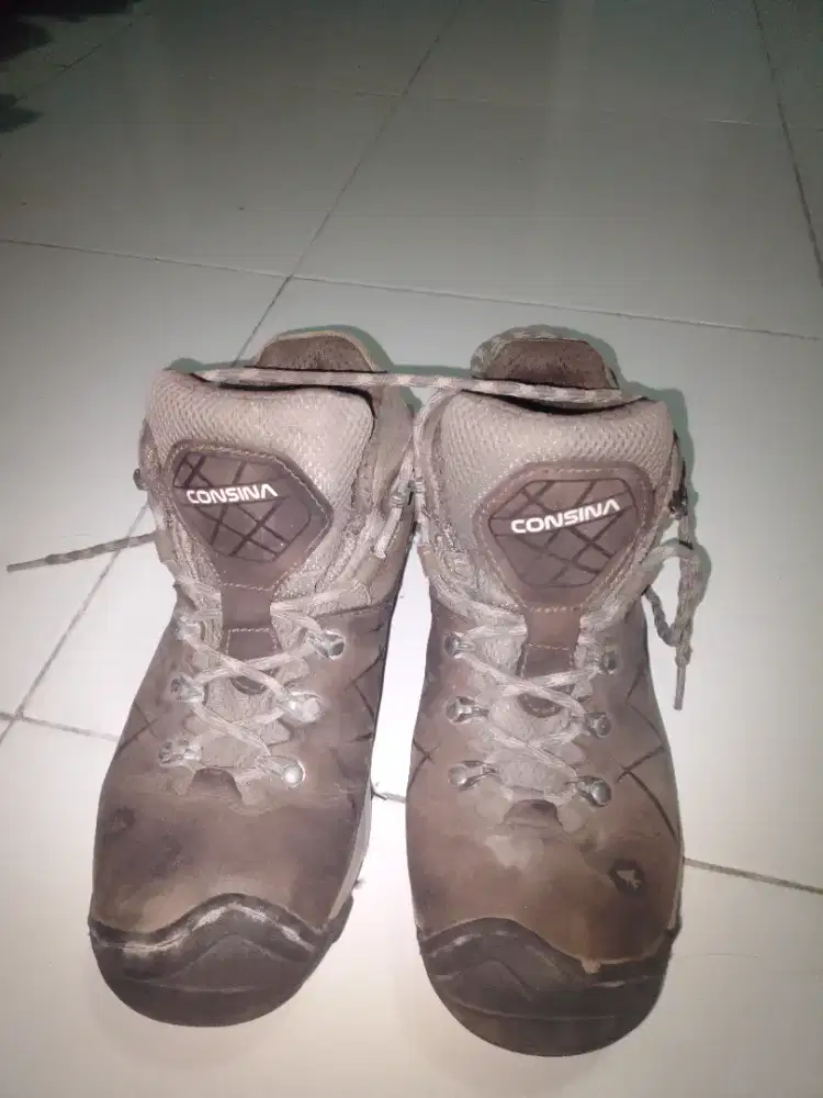Sepatu Hiking Consina Mustang