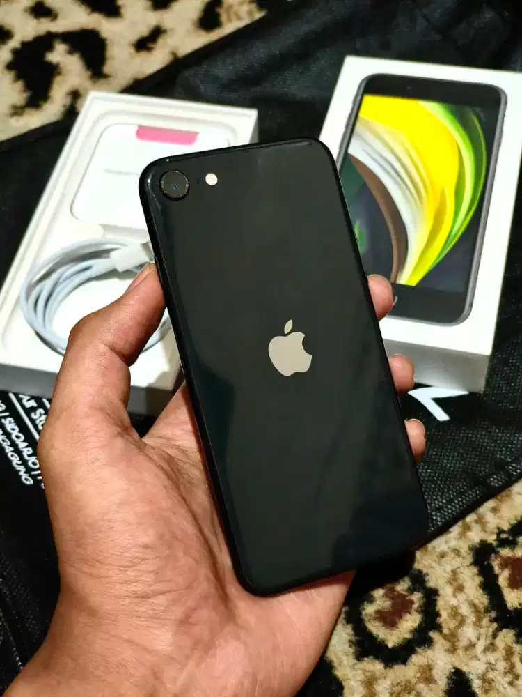IPHONE (SE Gen 2) 128GB IBOX PA/A