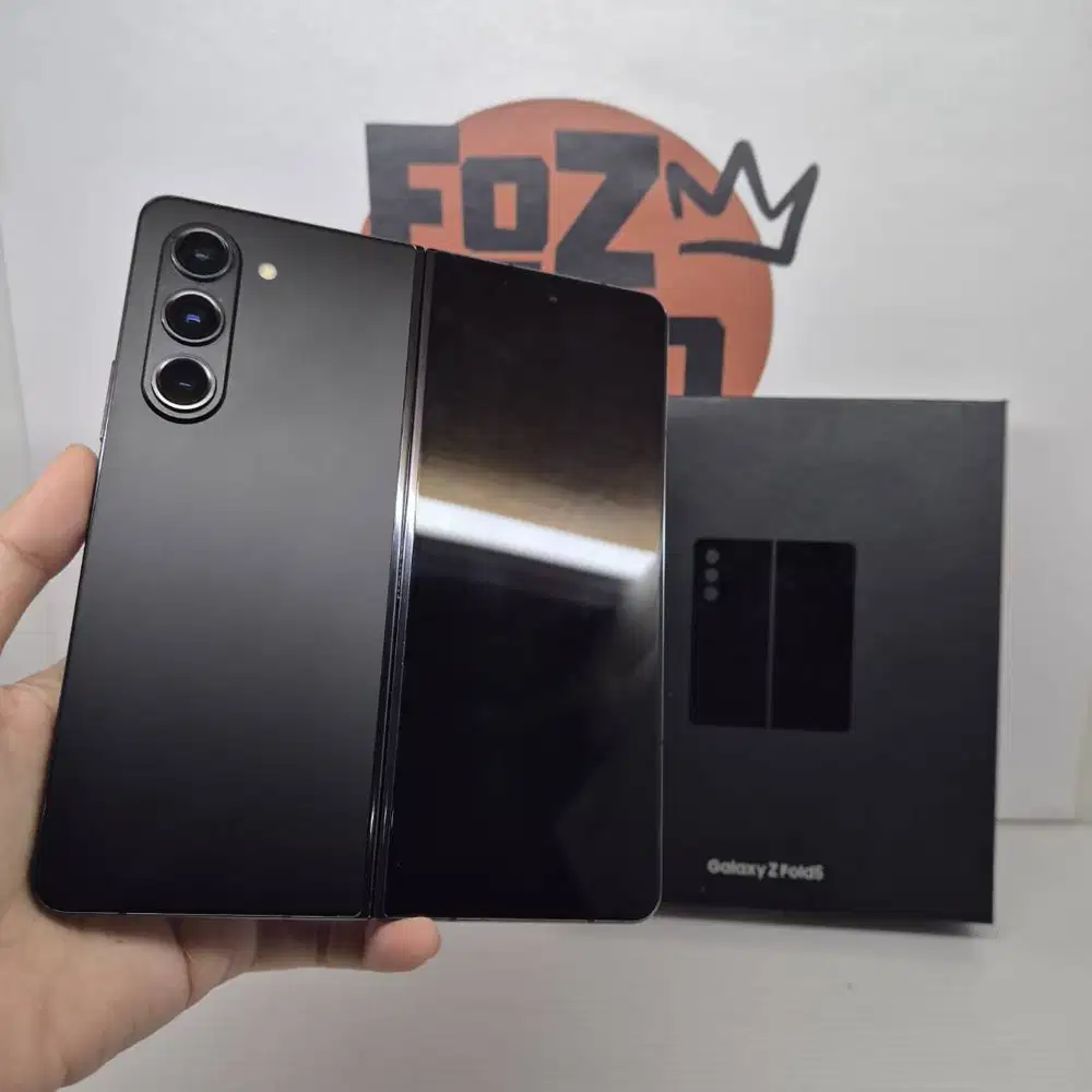 Samsung Z Fold 5 FULLSET Black 12/512GB Sangat Mulus No Minus