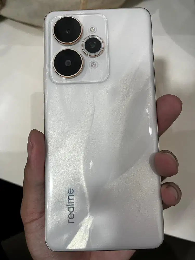 Realme 15 Pro 5G! 256GB Like New, Kondisi 99%, Harga Miring!