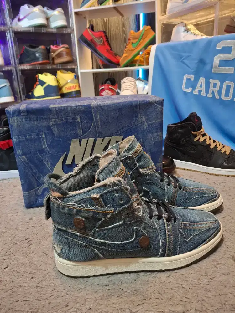 AIR JORDAN 1 RETRO HIGH X LEVI'S TRUCKER JAKET