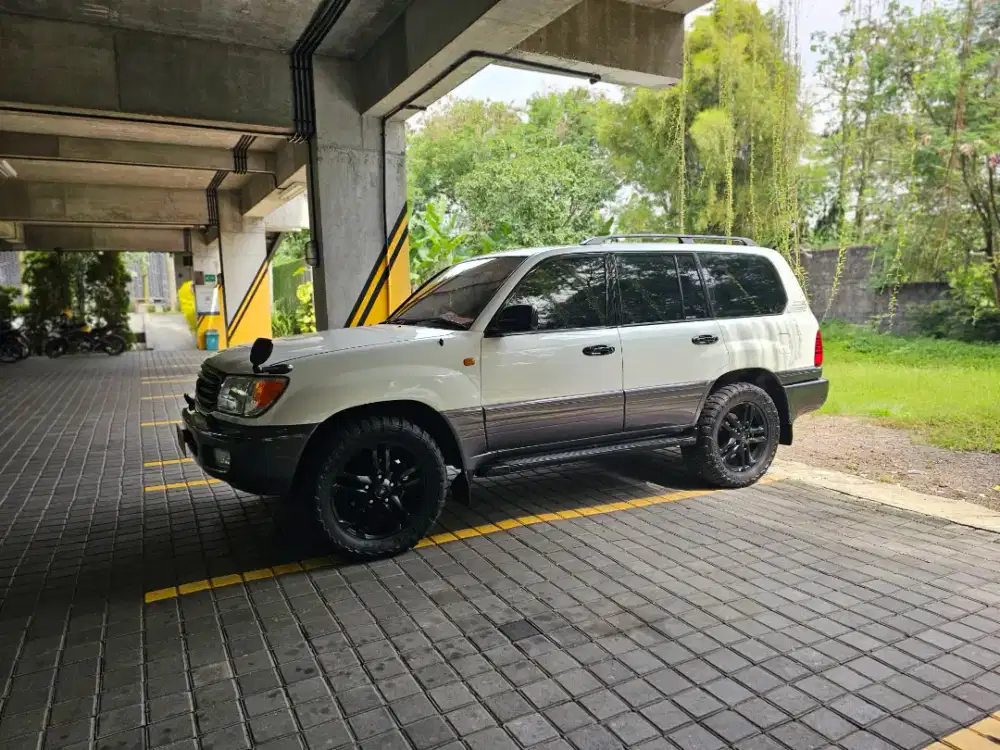 Land cruiser vx 100 2000