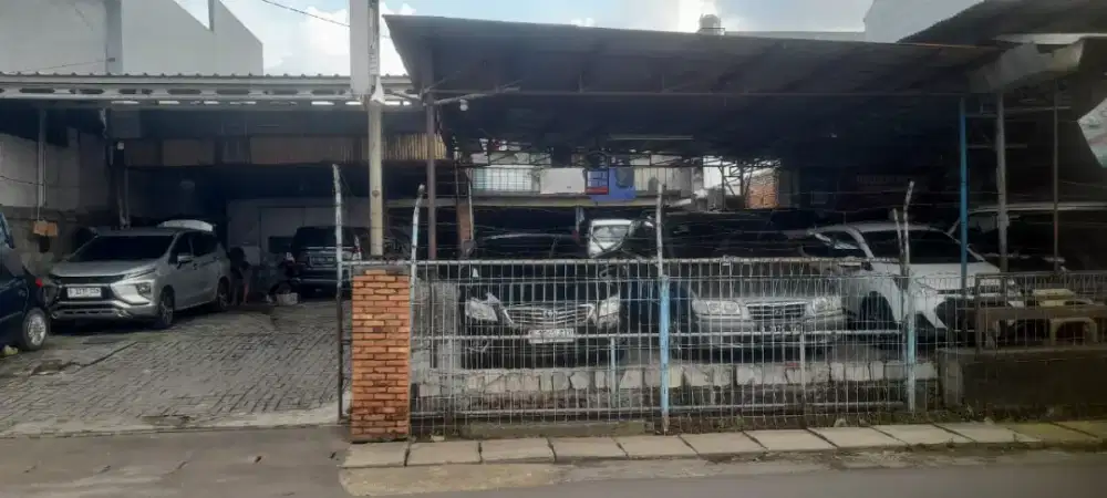 Dijual tanah/ bengkel mobil