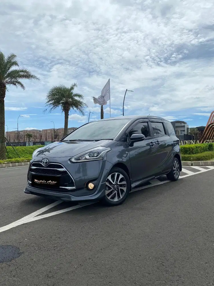 Toyota SIENTA Q th 2017. DP 10jt