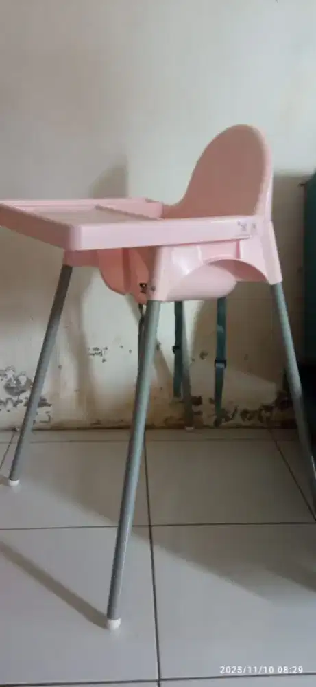 Kursi makan bayi ikea