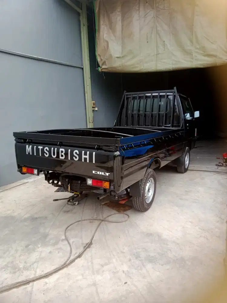 Mitsubishi L300 2023 Diesel