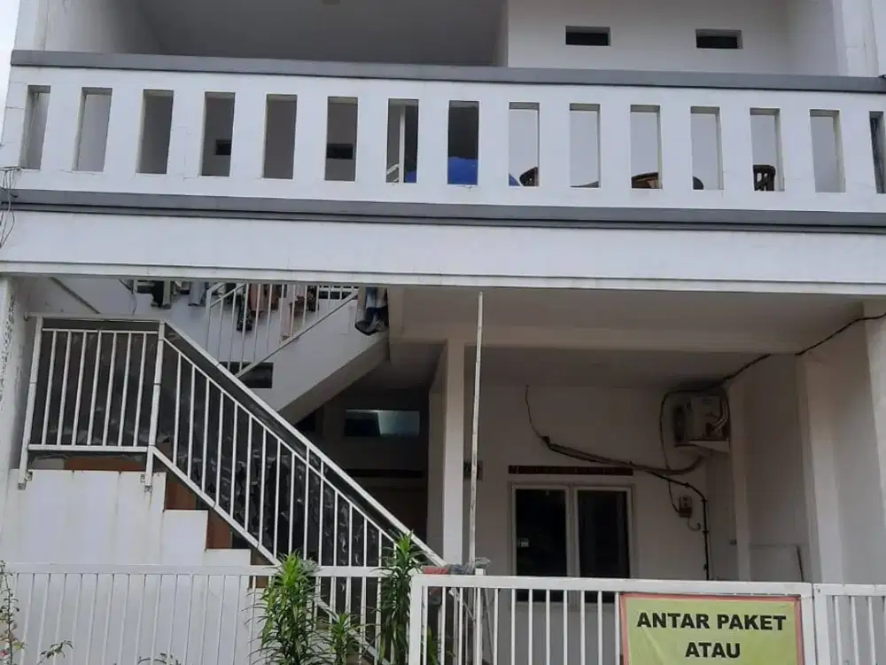 Dijual Cepat Kos Kosan 7 Pintu dekat PPG UIN dan The Park Sawangan Depok