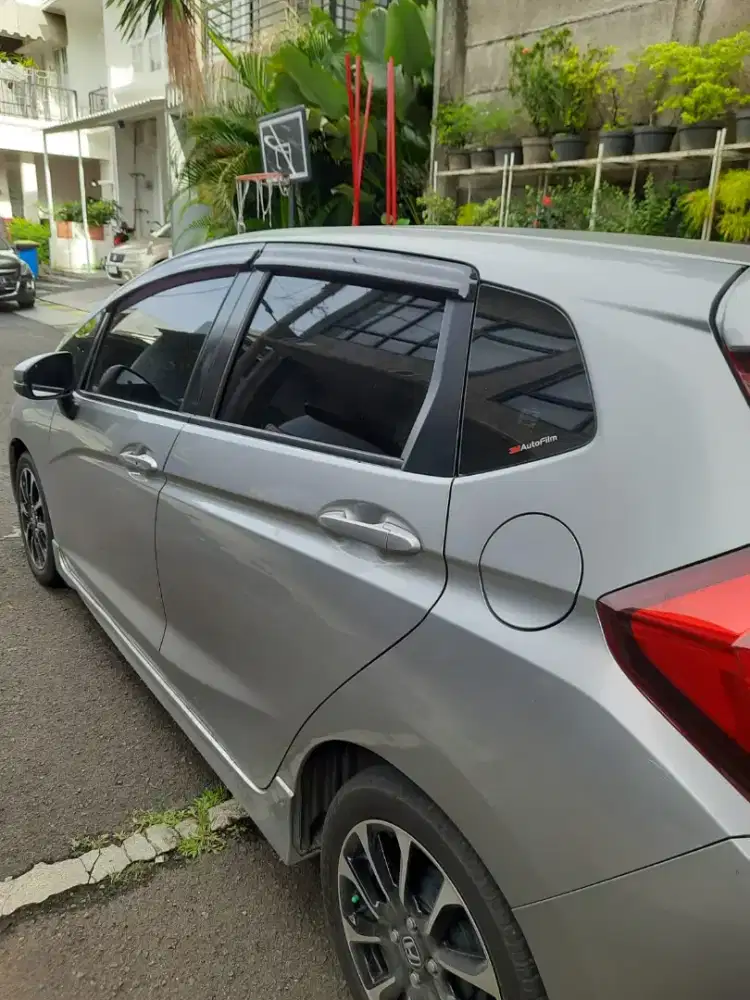 Jual cepat Honda Jazz RS,Tgn 1 dr baru daeler Honda jati asih,full ori
