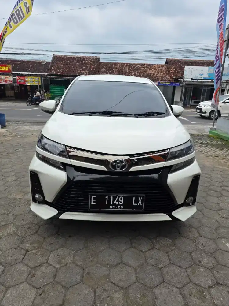 Avanza veloz 1.5 matic tahun 2021