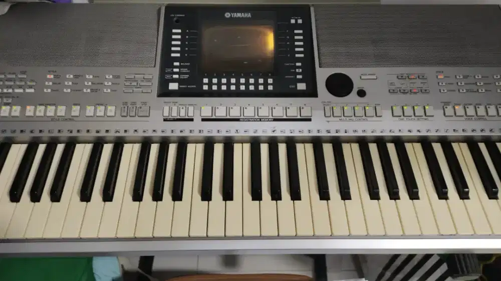 Yamaha PSR S710
