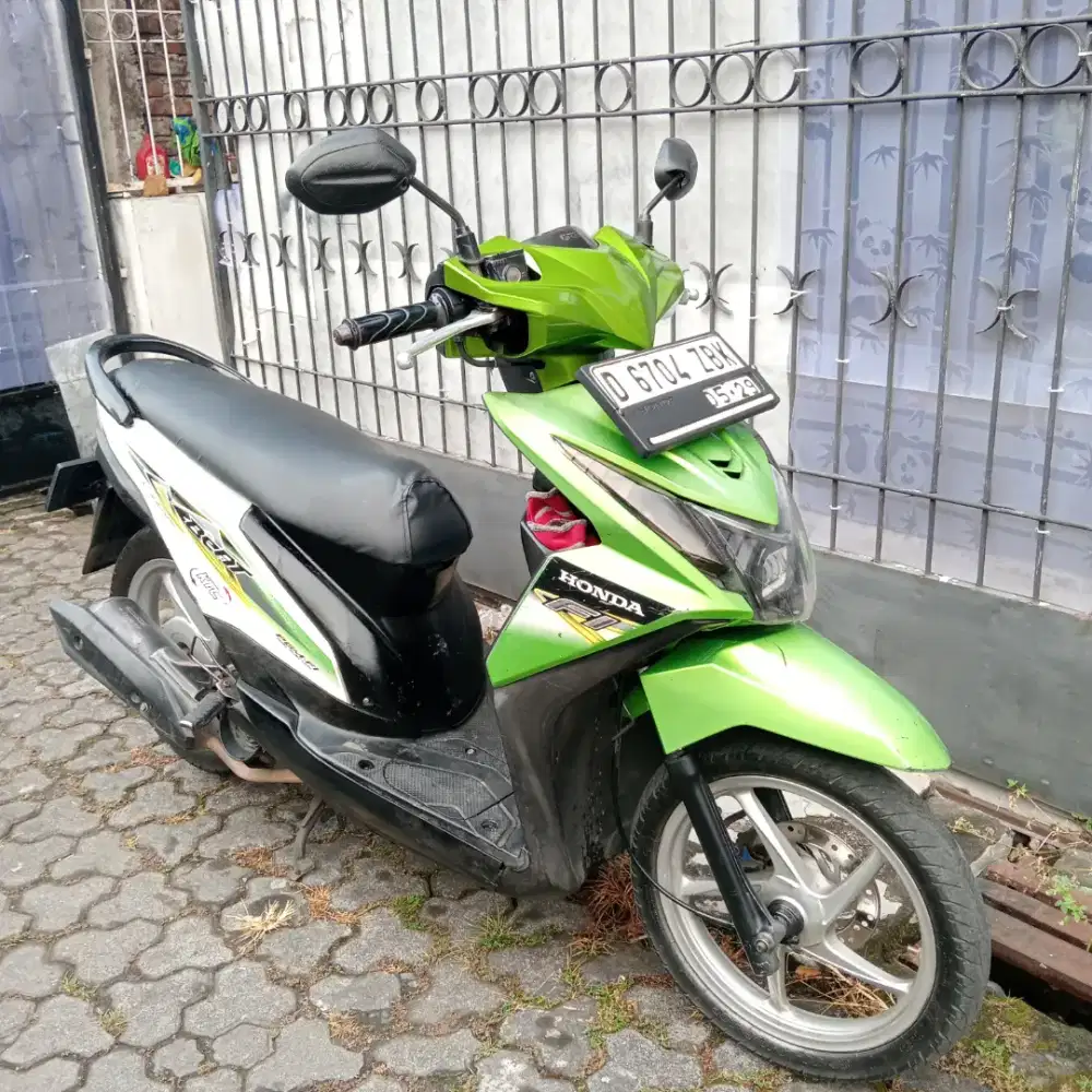 Honda beat FI 2014 mulus