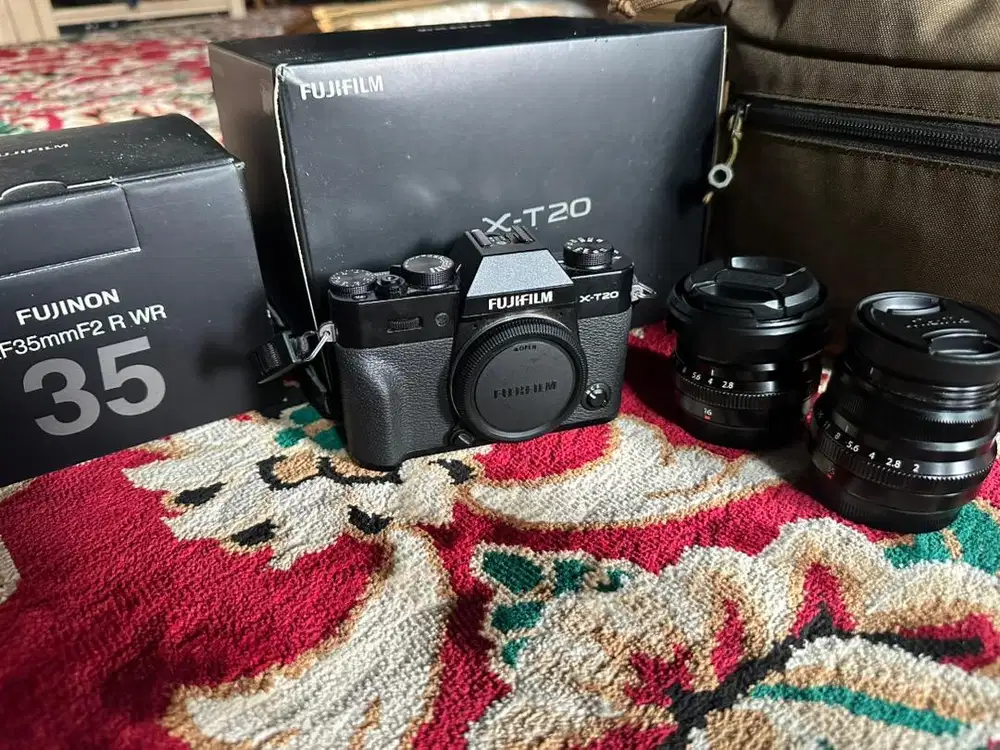 Fujifilm XT20 inc lensa fujinon 16 dan 35 mm