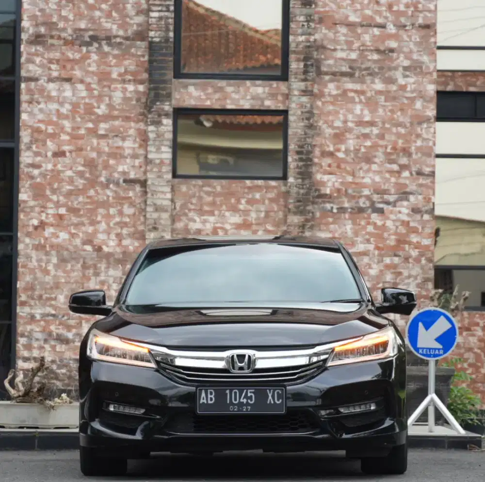 Honda Accord 2016. Km 64rb