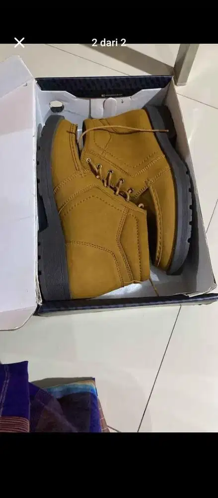 Sepatu donatelo size 43