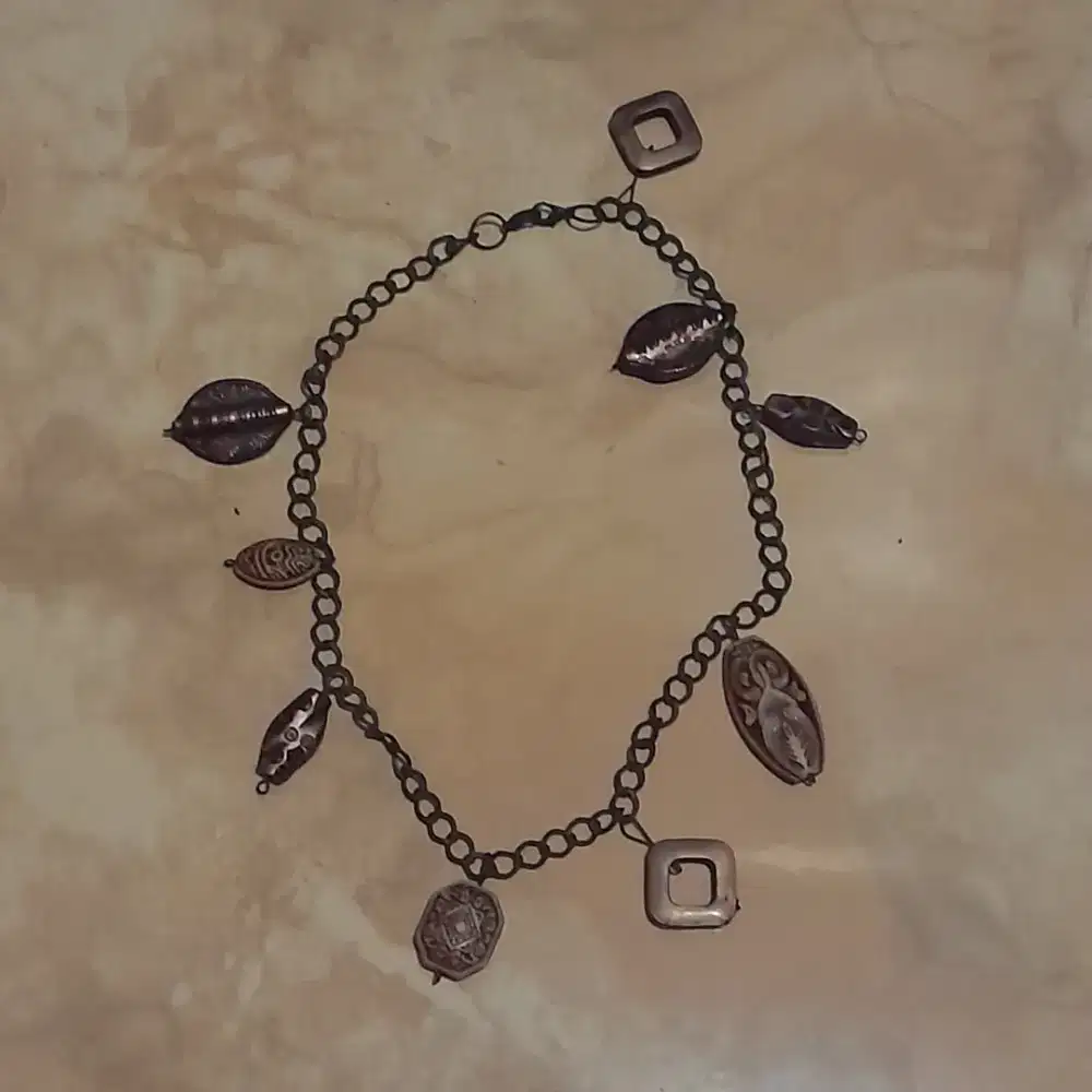 Kalung Charm Etnik Vintage - HSC 2025