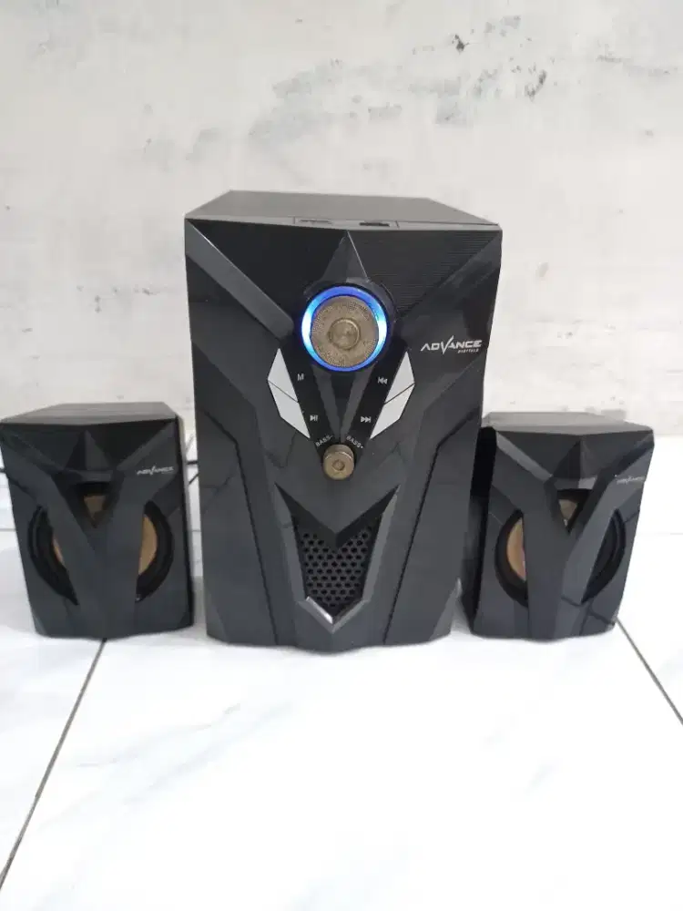Speaker aktif Advance M10BT