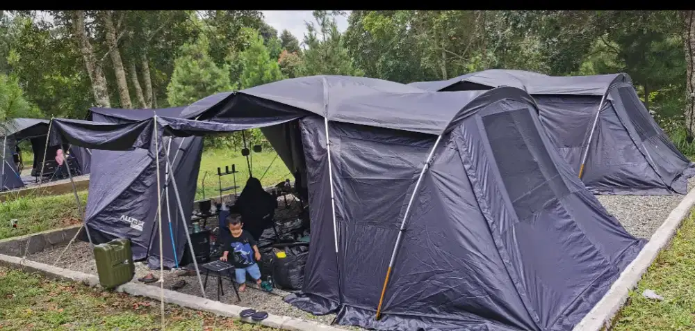 Tenda alltrek Azteca black kondisi bekas like new warna hitam