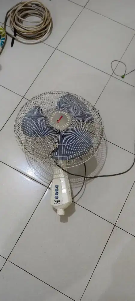 Dijual kipas angin dinding