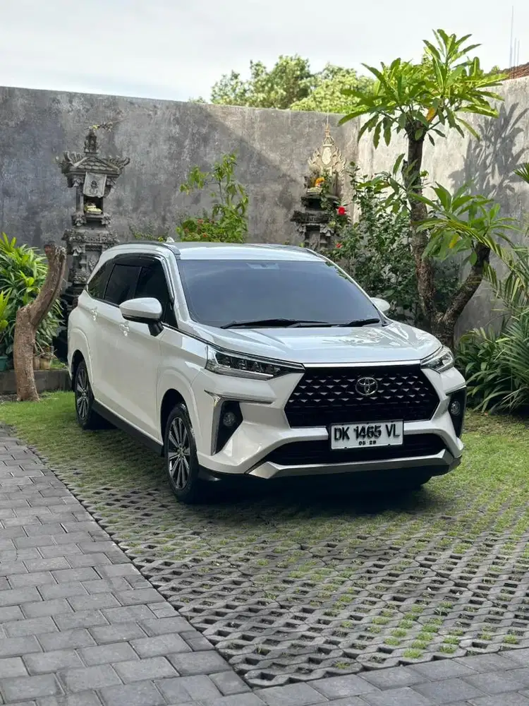 AVANZA VELOZ 2023 MANUAL ASLI BALI LOW KM