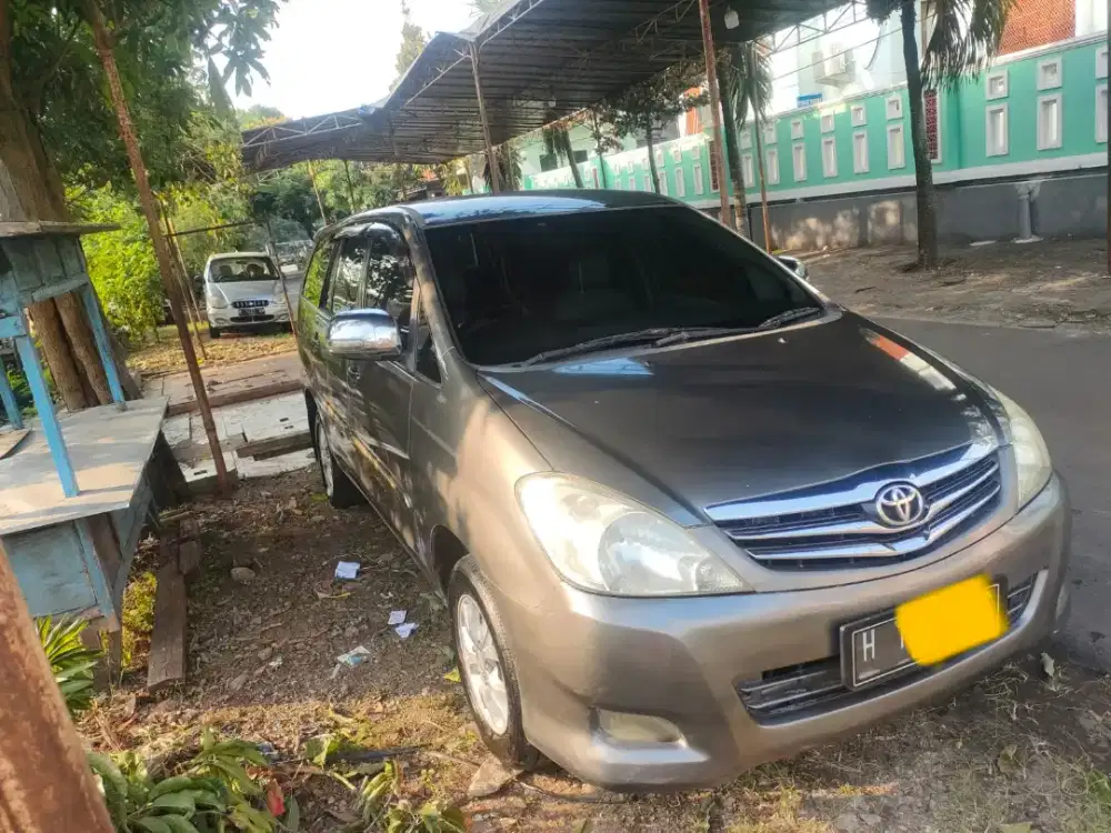 Innova bensin manual 2010