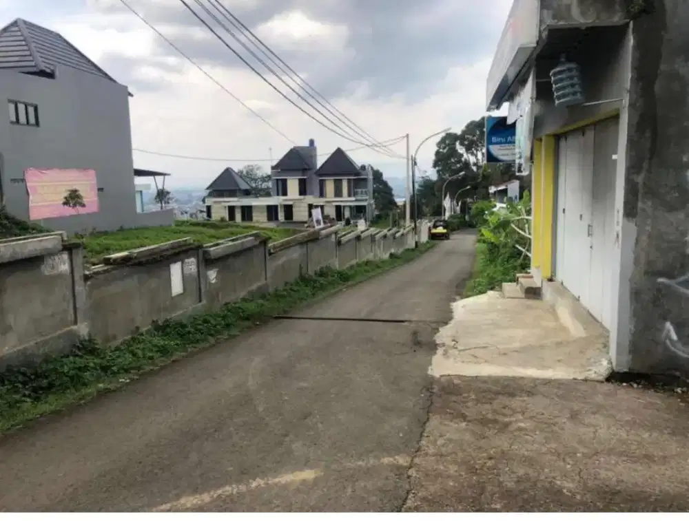 Tanah di jual di jalan karyabakti Cipageran Cimahi utara