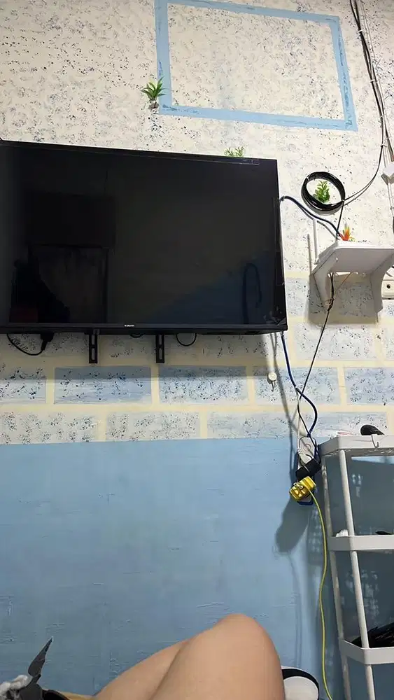 DI JUAL TELEVISI