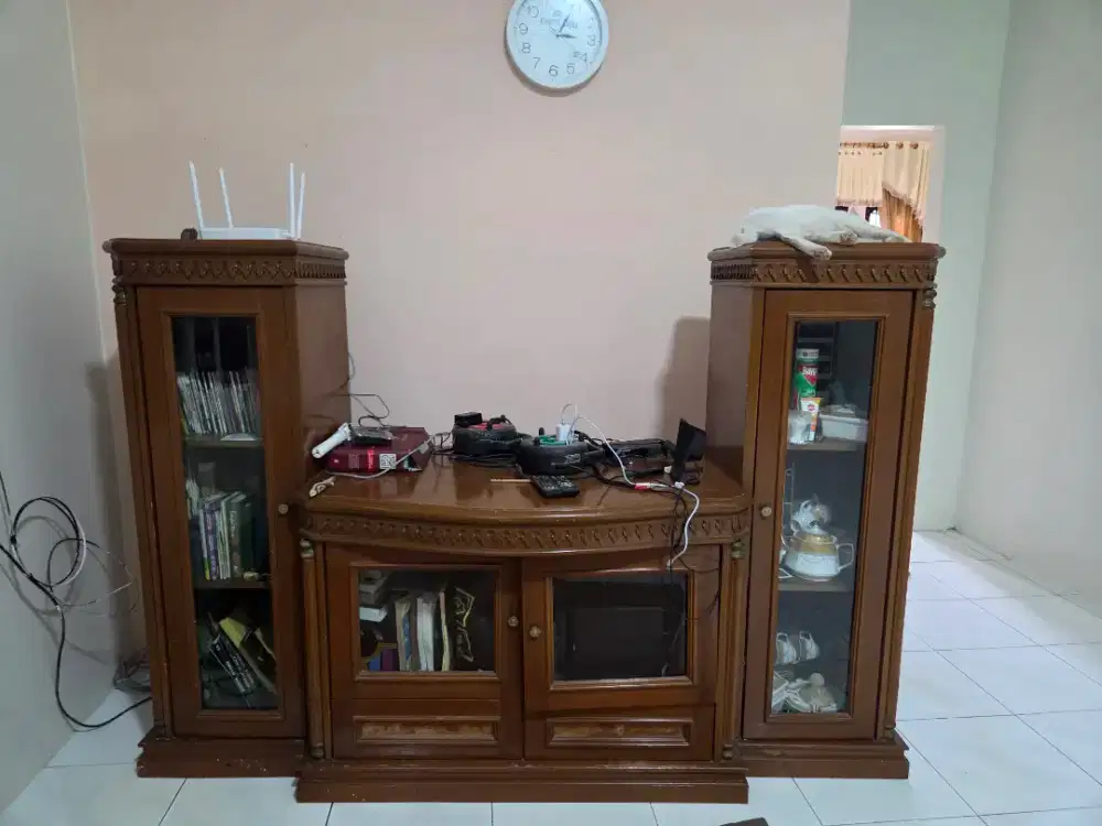 Lemari Buffet TV Kayu