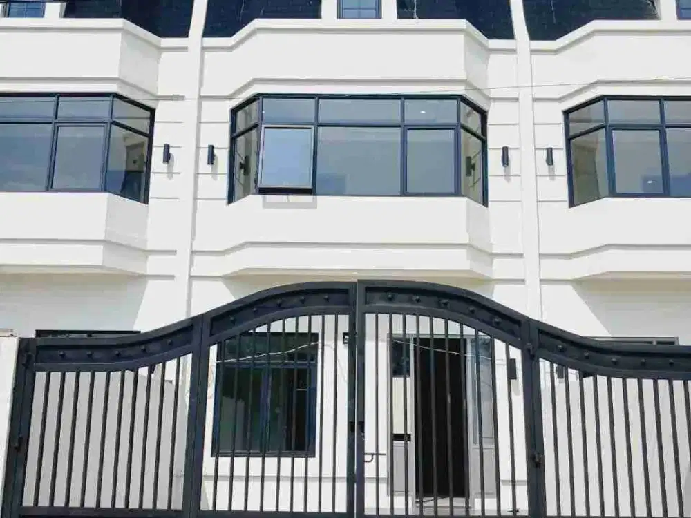 rumah 2 lantai Murah luas lokasi Grand depok city