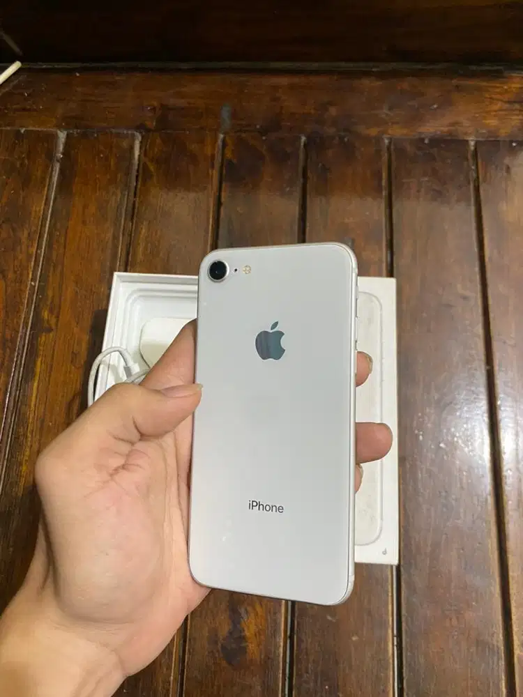 iPhone 8 no minus