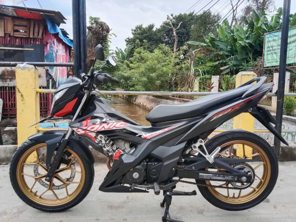 Promo serba 500k, Honda Sonic 150 th 2019 cash/kredit