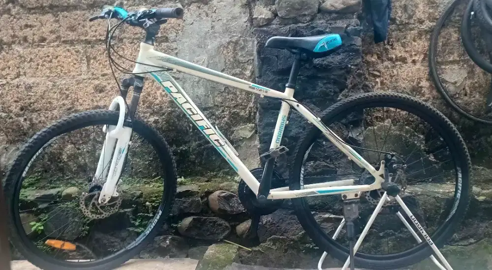 Sepedah gunung pacific ukuran 26