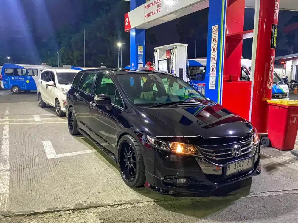 Velg R18 PCD 114,3 Lubang 5