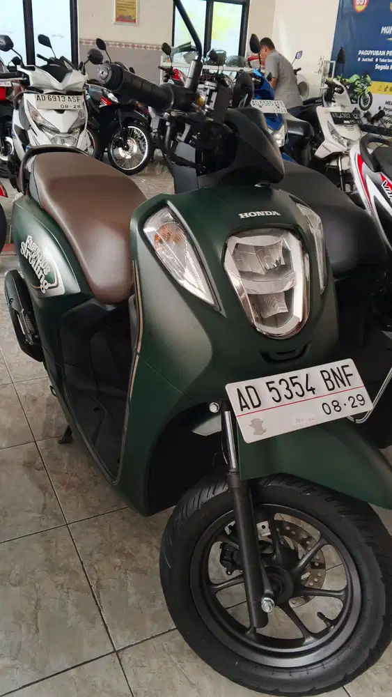 Genio hijau army ban donat