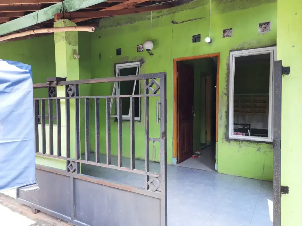 Dijual cepat rumah mungil Mojosongo Solo