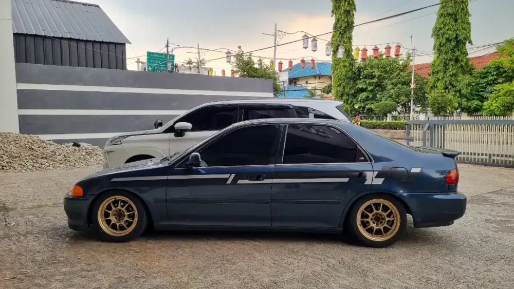 Dijual Mobil Honda Civic Genio 95 Edisi Terakhir Biru Blue JDM Parts