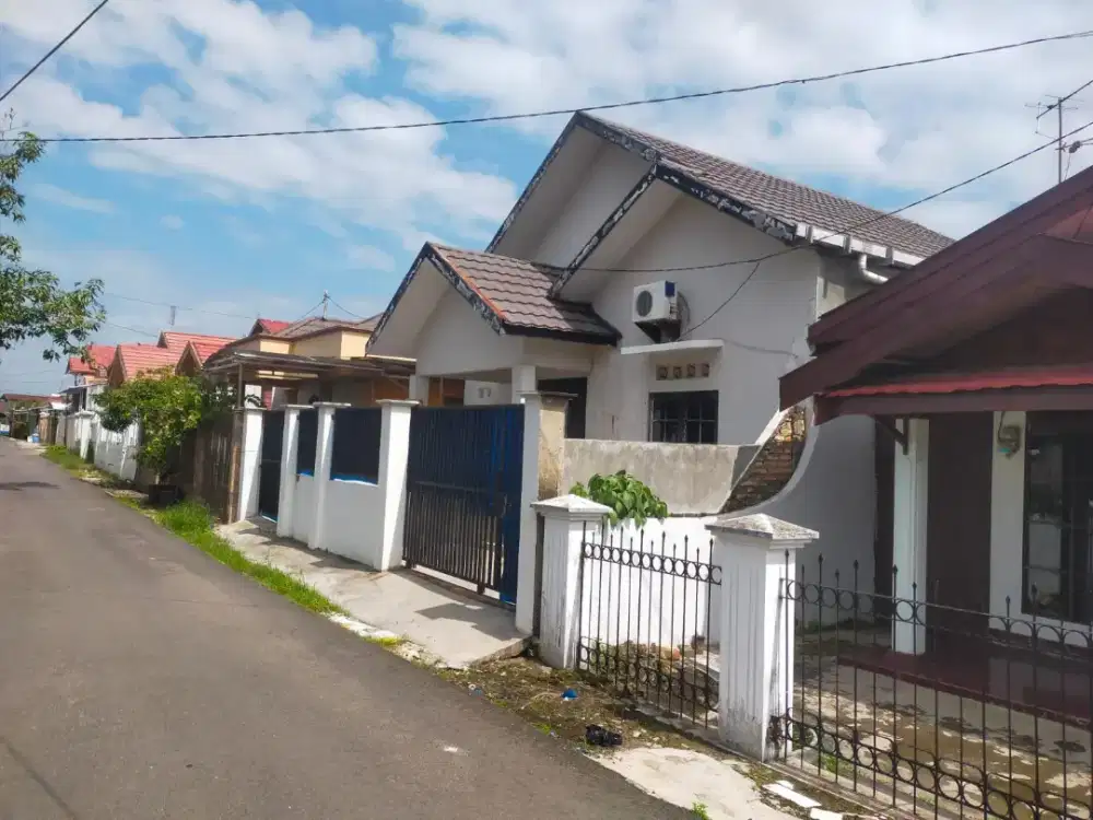 Dijual rumah lokasi Banjar indah Banjarmasin