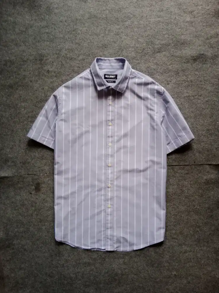 Kemeja salur M.I. SUIT size L