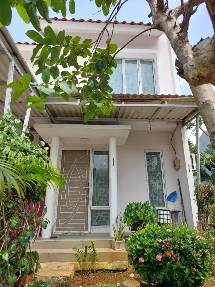 Disewakan Rumah Rapi Cluster Amalfi Furnish