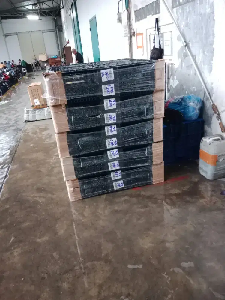 Pallet plastik baru dan bekas dengan kualitas yang terjamin