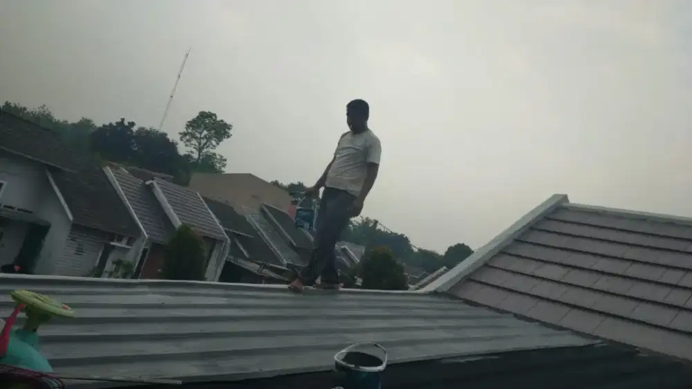 Tukang bangunan,perbaikan atap bocor,rangka baja,renopasi,kanopi,dll