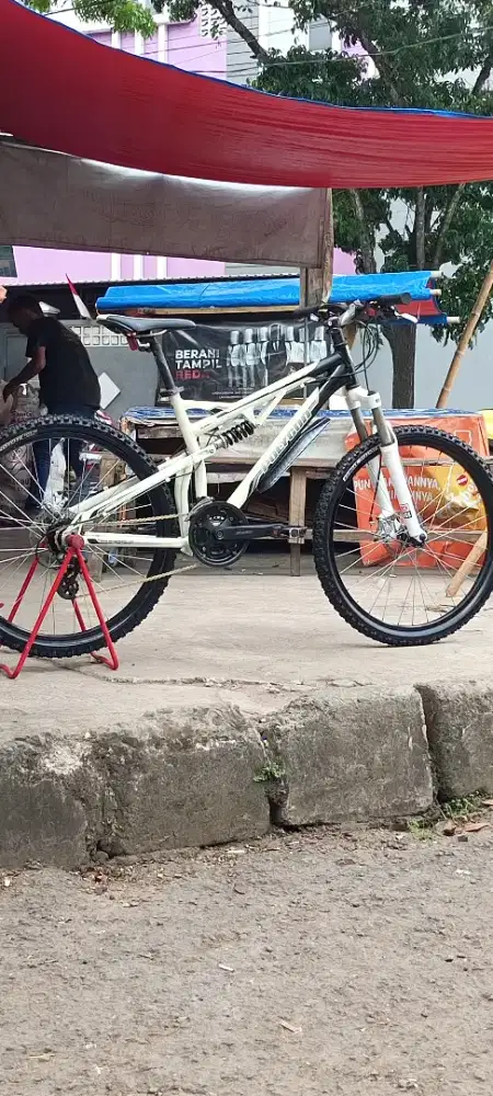 Fulsus Polygon Broadway 3.0